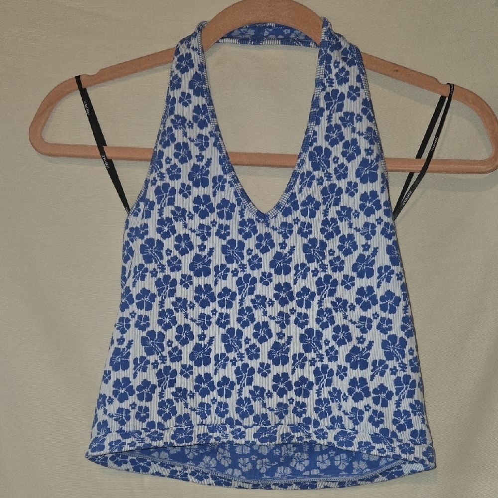 Forever 21 Blue and White Sleeveless Crop Halter Top Size Medium/Large